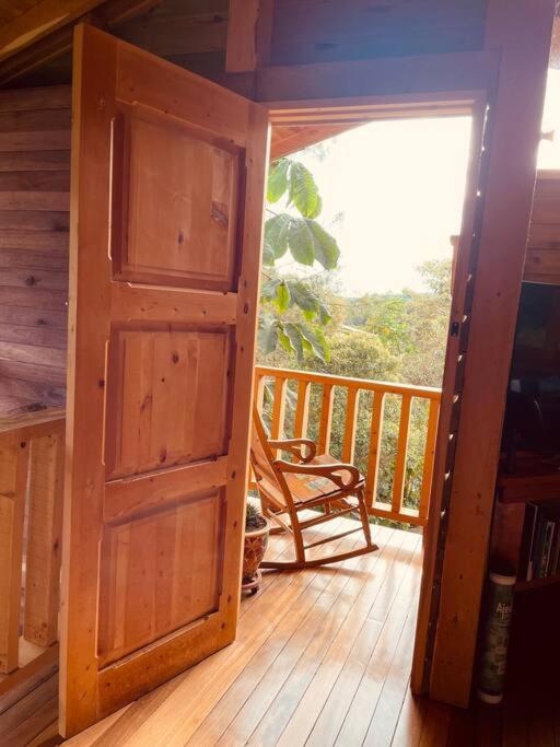Beehouse Arvi Cabana Guarne Dış mekan fotoğraf